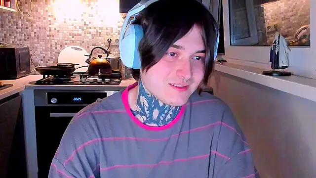 Snapshot of _torfin_ chatting on March 2026 11:11:01 PM torfin online show from March 2026 11:11:01 PM