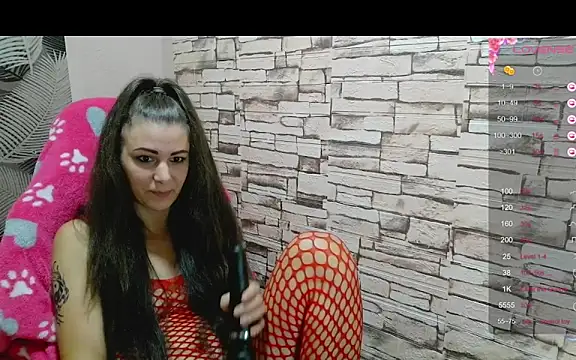 Catbaby32 online show from November 2025 10:09:01 PM