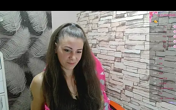 Catbaby32 online show from November 2025 09:58:01 PM