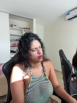 Snapshot of Shura_xxxBig chatting on March 2026 06:42:02 PM Shura xxxBig online show from March 2026 06:42:02 PM