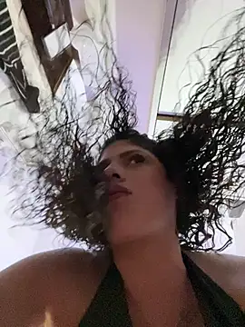 Snapshot of Shura_xxxBig chatting on April 2026 11:40:01 PM Shura xxxBig online show from April 2026 11:40:01 PM