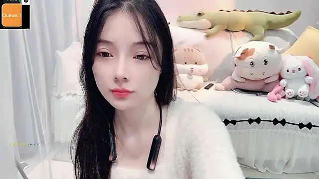 AKiKi711 online show from October 2025 03:33:02 PM