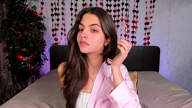 Milana Crystal  online show from March 2025 05:50:02 PM