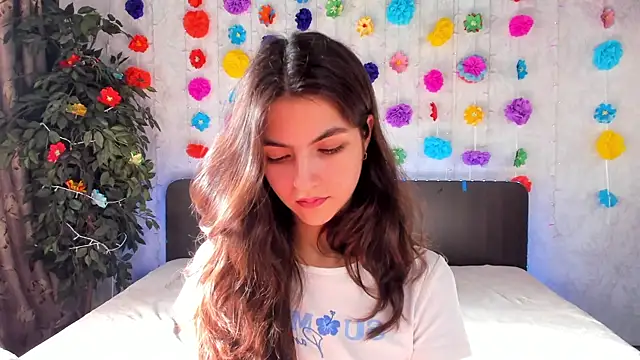 Milana Crystal  online show from March 2025 08:21:02 AM