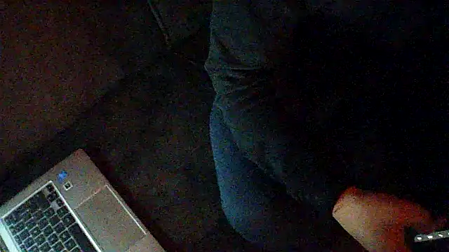 Snapshot of kiksnap-meistro5 chatting on April 2026 03:04:02 AM kiksnap-meistro5 online show from April 2026 03:04:02 AM