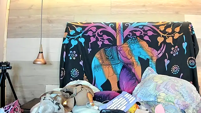 Cori Paige online show from September 2025 04:03:01 AM