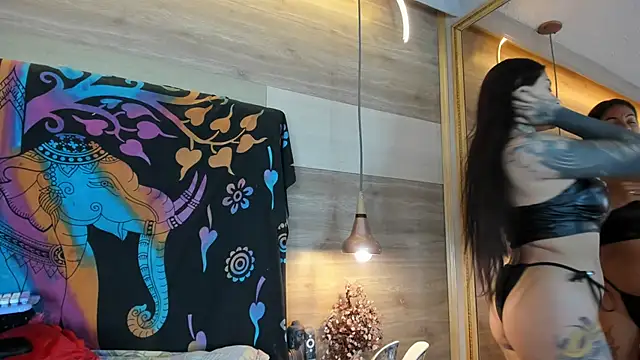 Cori Paige online show from November 2025 04:12:02 AM