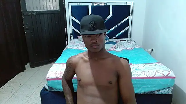 MiguelAngelxl online show from September 2025 02:44:02 PM