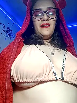 anndreapds online show from February 2026 09:04:01 PM