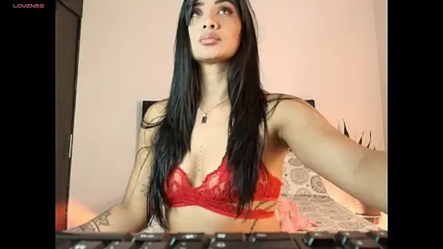 Dannawells online show from December 2025 10:19:01 PM