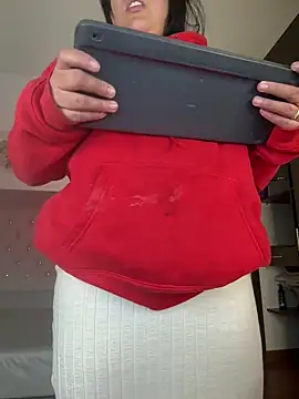 Snapshot of Kylie2211 chatting on February 2025 02:44:02 AM Kylie2211 online show from February 2025 02:44:02 AM