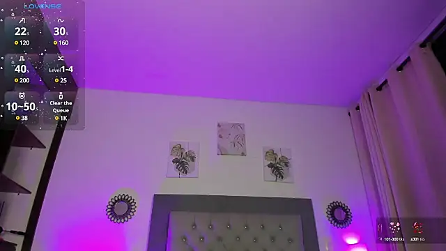 Snapshot of Kylie2211 chatting on February 2025 03:18:02 AM Kylie2211 online show from February 2025 03:18:02 AM