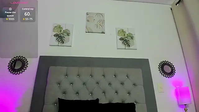 Snapshot of Kylie2211 chatting on March 2025 12:15:01 PM Kylie2211 online show from March 2025 12:15:01 PM