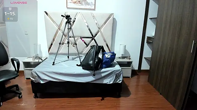 Snapshot of Kylie2211 chatting on September 2025 02:00:02 AM Kylie2211 online show from September 2025 02:00:02 AM