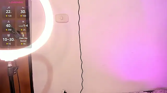 Snapshot of Kylie2211 chatting on November 2025 05:29:01 AM Kylie2211 online show from November 2025 05:29:01 AM