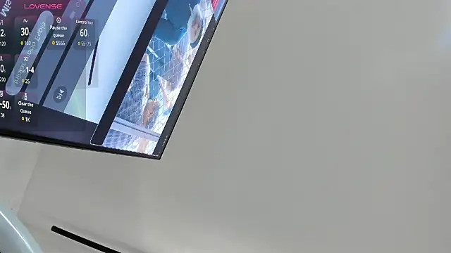 Kylie2211 online show from February 2026 04:55:02 PM