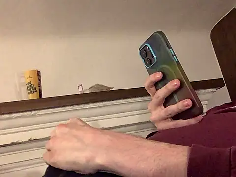 Snapshot of Hebrewhammers42 chatting on January 2025 09:18:01 PM Hebrewhammers42 online show from January 2025 09:18:01 PM