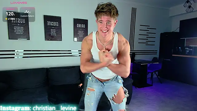 Snapshot of ChristianLevine_ chatting on January 2025 02:18:01 AM ChristianLevine online show from January 2025 02:18:01 AM