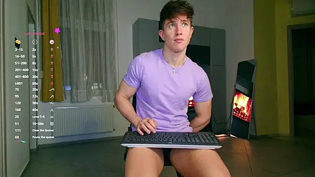 Snapshot of ChristianLevine_ chatting on October 2025 04:47:01 PM ChristianLevine online show from October 2025 04:47:01 PM