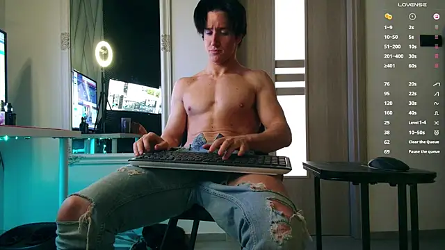 ChristianLevine  online show from March 2026 07:15:01 AM