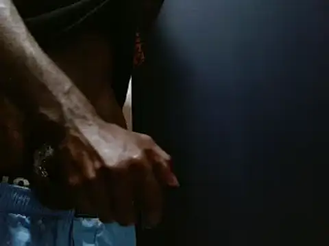 Snapshot of phbbcsham chatting on December 2024 08:00:01 PM phbbcsham online show from December 2024 08:00:01 PM