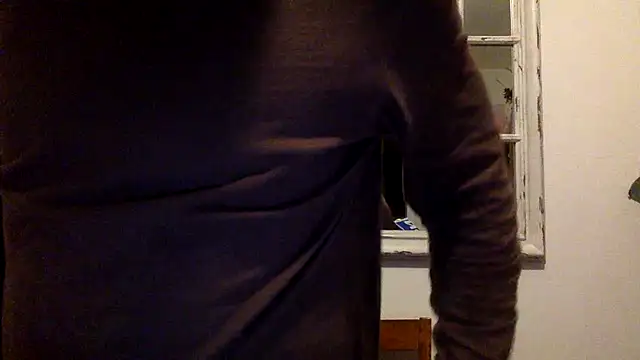 Snapshot of sirchubster chatting on February 2025 05:56:02 AM sirchubster online show from February 2025 05:56:02 AM