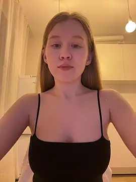 Snapshot of Eva_Weyne chatting on March 2026 08:49:03 PM Eva Weyne online show from March 2026 08:49:03 PM