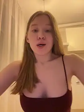 Snapshot of Eva_Weyne chatting on March 2026 09:09:02 PM Eva Weyne online show from March 2026 09:09:02 PM