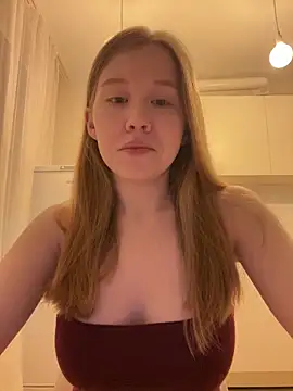 Snapshot of Eva_Weyne chatting on March 2026 08:35:02 PM Eva Weyne online show from March 2026 08:35:02 PM