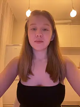 Snapshot of Eva_Weyne chatting on April 2026 08:42:02 PM Eva Weyne online show from April 2026 08:42:02 PM