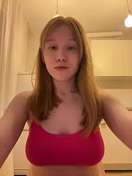 Snapshot of Eva_Weyne chatting on April 2026 07:59:01 PM Eva Weyne online show from April 2026 07:59:01 PM