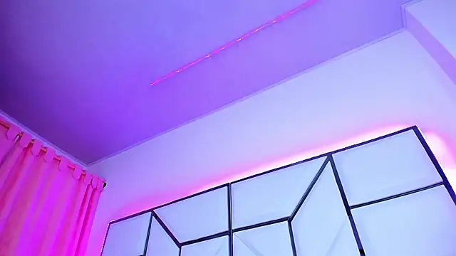 SarayRoyse online show from January 2025 10:23:01 PM