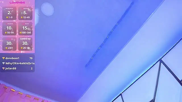 SarayRoyse online show from January 2025 10:32:02 PM