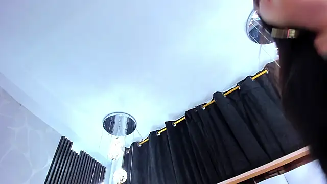 SarayRoyse online show from March 2026 07:39:01 PM