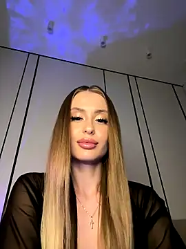 Sweet  Milly online show from October 2025 03:40:02 PM