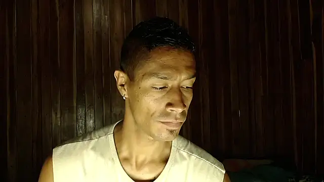 Snapshot of DEMARCOUS_NM chatting on May 2026 02:44:02 PM DEMARCOUS NM online show from May 2026 02:44:02 PM