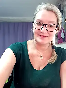 irinamaux online show from March 2026 09:48:01 AM