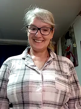 Snapshot of irinamaux chatting on May 2026 07:59:02 AM irinamaux online show from May 2026 07:59:02 AM