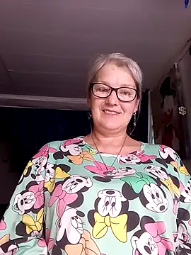 Snapshot of irinamaux chatting on June 2026 04:08:01 AM irinamaux online show from June 2026 04:08:01 AM