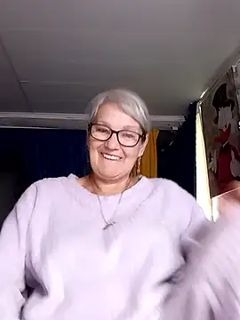 Snapshot of irinamaux chatting on June 2026 07:56:01 AM irinamaux online show from June 2026 07:56:01 AM