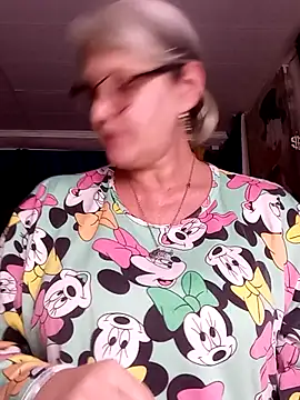 Snapshot of irinamaux chatting on July 2026 12:28:01 AM irinamaux online show from July 2026 12:28:01 AM