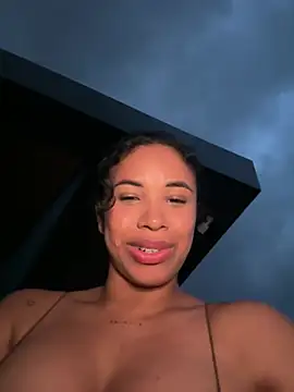 Brunettexio online show from February 2025 11:24:01 PM