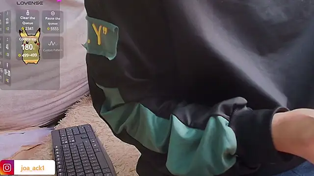 Levii Ackermann online show from February 2025 03:18:02 PM