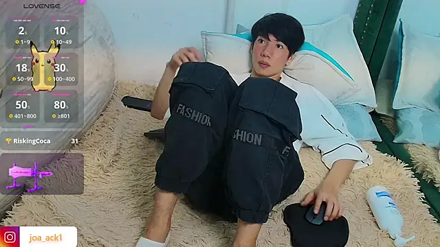 Levii Ackermann online show from March 2025 12:00:02 AM