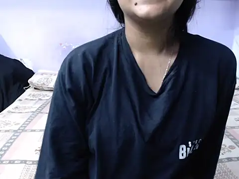 Freya nia online show from September 2025 02:41:01 PM