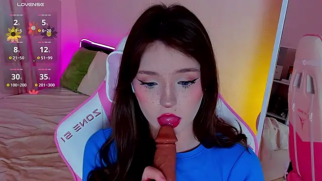 lexxxxxxi online show from November 2025 05:02:01 PM