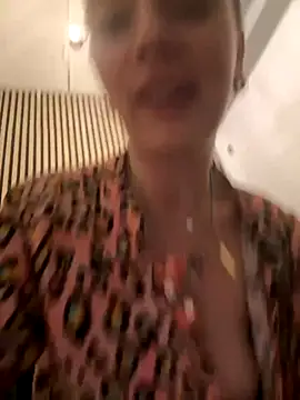 LexyGold online show from October 2025 02:35:02 PM