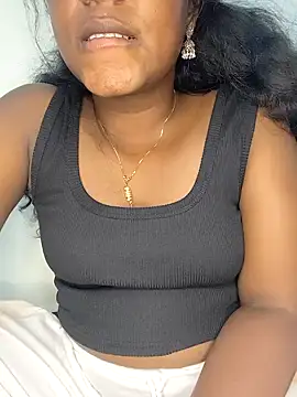 Snapshot of tamilachi4u chatting on February 2025 05:43:01 PM tamilachi4u online show from February 2025 05:43:01 PM