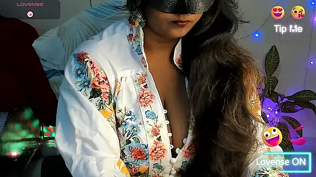 Love Winss online show from October 2025 05:14:01 AM