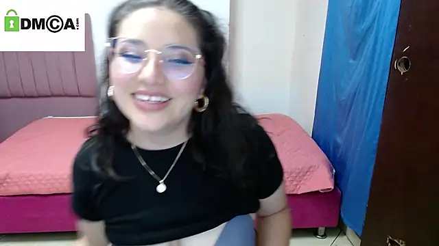Snapshot of phoenixxxx777 chatting on April 2026 12:19:02 AM phoenixxxx777 online show from April 2026 12:19:02 AM